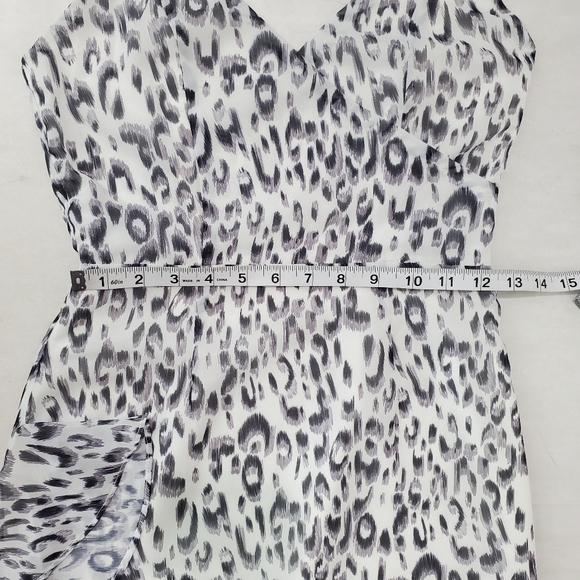 Superdown Kina Mini Dress in White Leopard Sz XS Ruffle Sexy Vacation - Picture 13 of 16